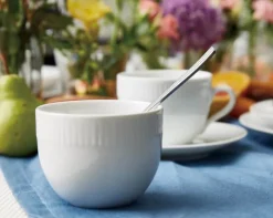 Aida Relief Sukkerskål Ø 8,7 x H 6,8 - Porcelæn - Hvid