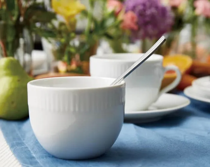 Aida Relief Sukkerskål Ø 8,7 x H 6,8 - Porcelæn - Hvid