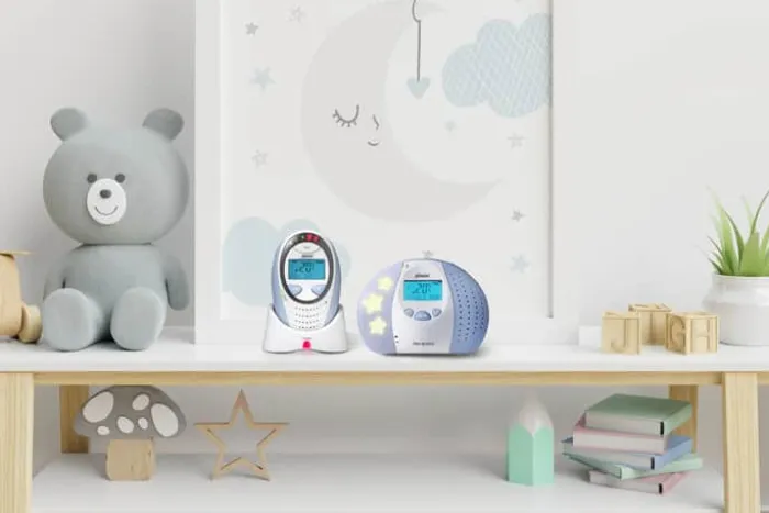 Alecto Baby DBX-88 ECO Babyalarm Med temperaturmåler og mulighed for tovejskommunikation