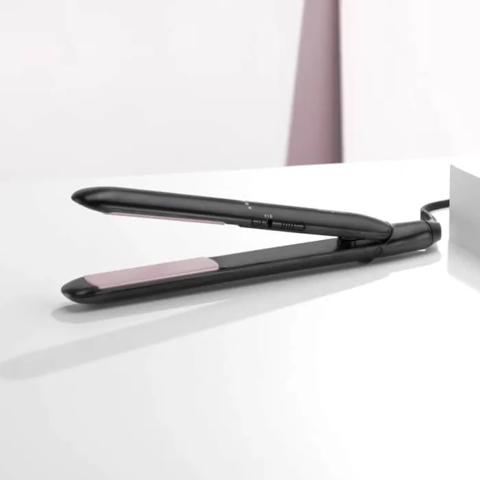 BaByliss Smooth Ceramic 230 Glattejern Op til 230° C - 2 varmeindstillinger - Hurtig opvarmning