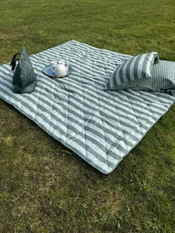 BeddingHouse Ambiente Sengetæppe B 200 x L 240 cm - Inkl. 2 stk. pudebetræk - Grøn
