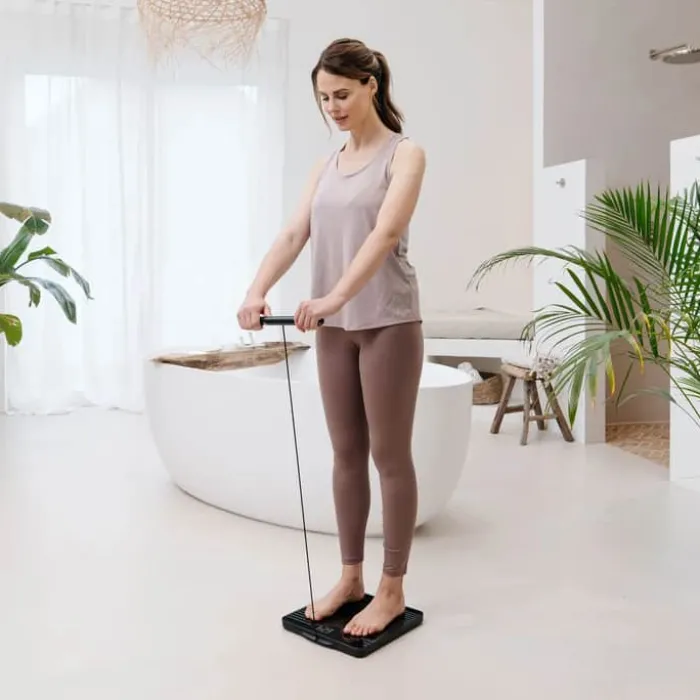 Beurer WiFi Kropsanalysevægt BF990 Op til 8 brugerprofiler - WiFi & Bluetooth - Op til 180 kg