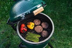 Big Green Egg EGGs® Kamado Kulgrill M - Grillareal: Ø 40 cm - Inkl. rustfri grillrist