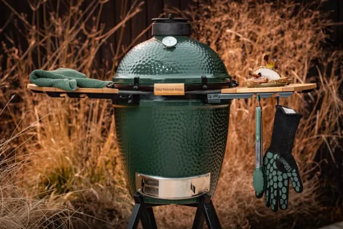 Big Green Egg EGGs® Kamado Kulgrill M - Grillareal: Ø 40 cm - Inkl. rustfri grillrist