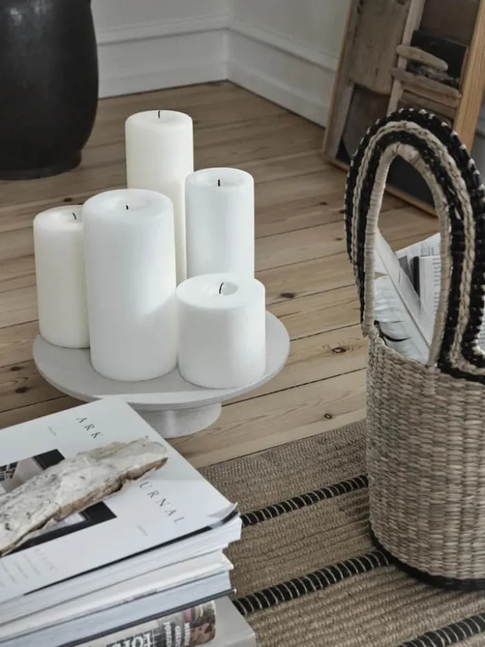 Broste Copenhagen Church Bloklys Ø 10 x H 25 cm - Paraffin - Pure white
