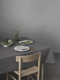 By Mogensen Earth Dug B 140 x L 140 cm - Økologisk bomuld - Grå