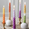 Candles with a twist Lys - 6 stk. Ø 2,2 x H 21 cm - Lakeret paraffin lys - Lyserød/pink
