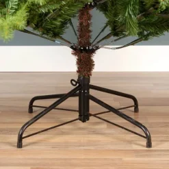 Casa Christmas Allison Pine Kunstigt Juletræ H 180 cm - Polyethylen/PVC - Grøn