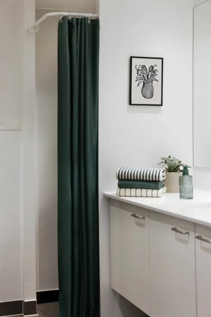 CASA Living Badeforhæng B 180 x L 200 cm - Polyester - Grøn