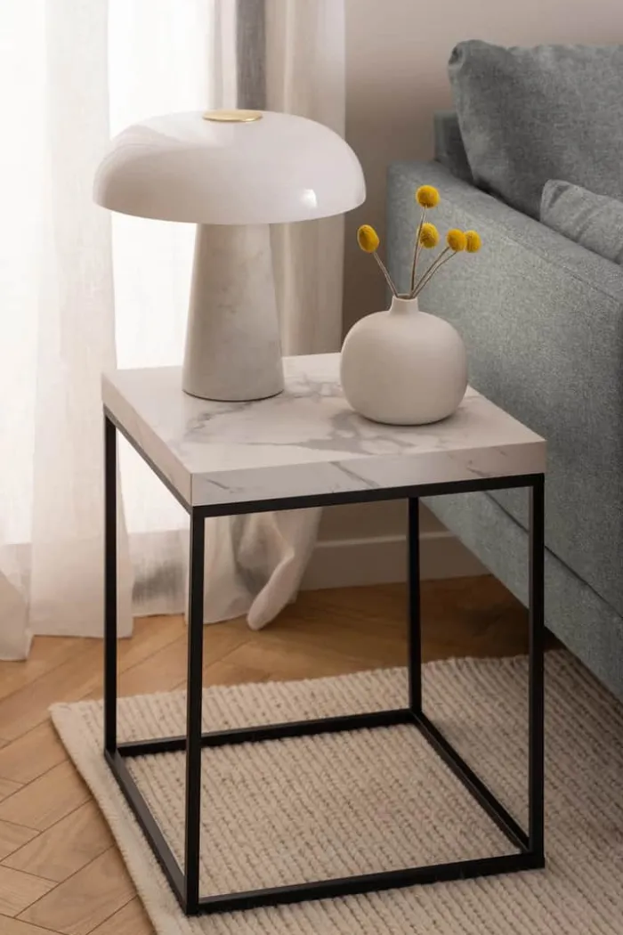 CASA Living Barossa Sofabord H 45 x B 40 x L 40 cm - Metal/papir - Hvid