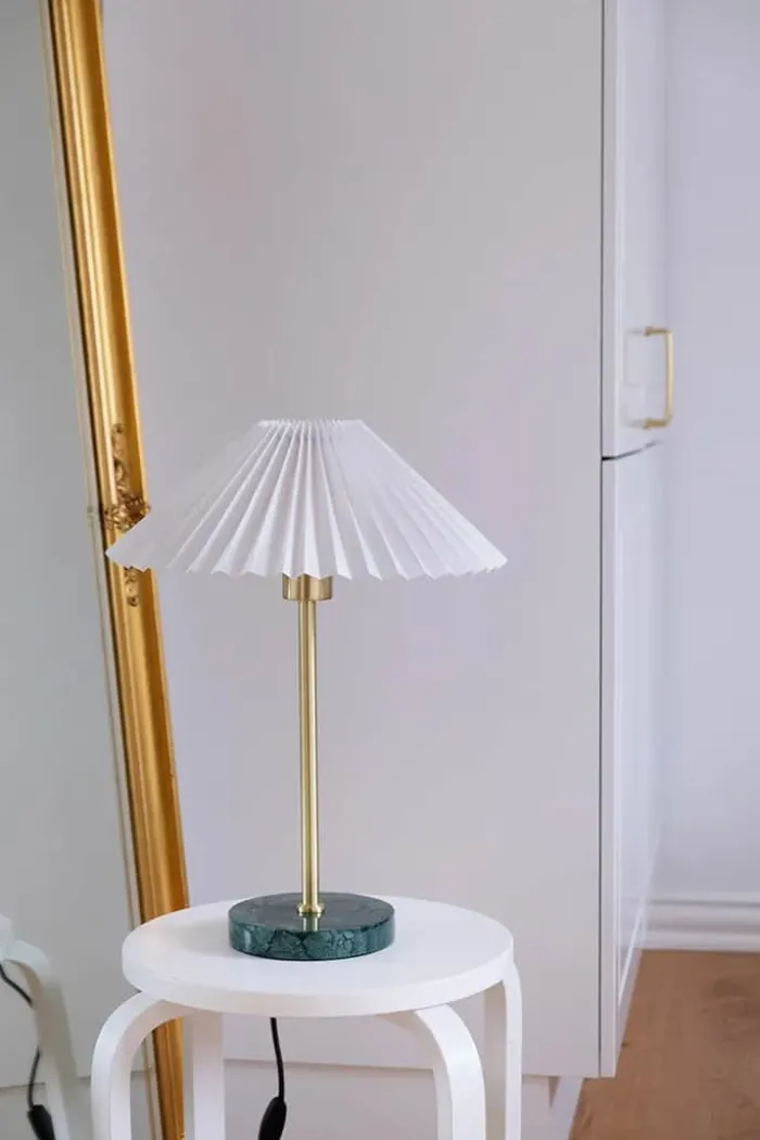 CASA Living Bloom Bordlampe H 46,5 cm - Marmor/jern/stof - Grøn