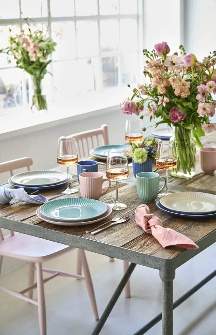 CASA Living Daisy Colorful Krus 35 cl - Porcelæn - Lyserød