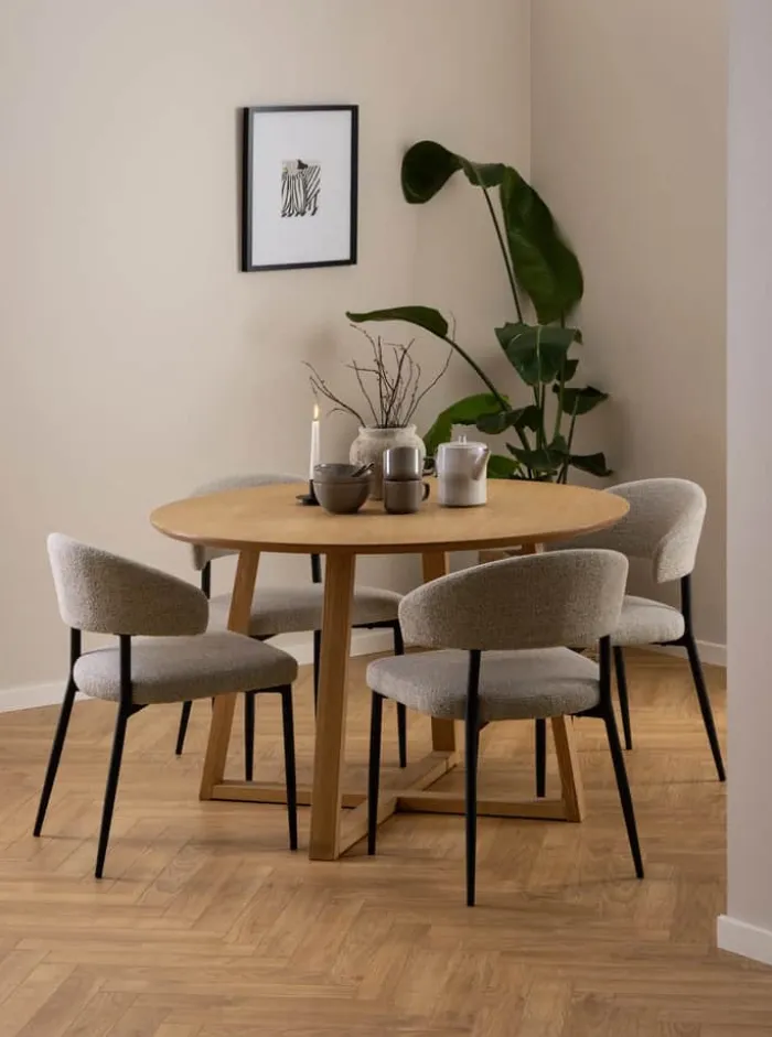 CASA Living Malika Spisebord Ø 120 x H 75 cm - Egetræsfinér - Natur