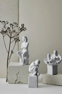 Christel Marott Christel Stjernetegn - Krebs H 21,5 x B 15,2 x L 16,8 cm - Porcelæn - Hvid