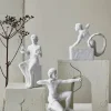Christel Marott Christel Stjernetegn - Skorpion H 19 x B 6,6 x L 20 cm - Porcelæn - Hvid