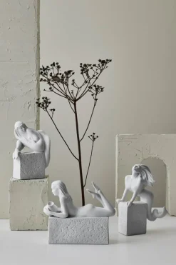 Christel Marott Christel Stjernetegn - Vandmand H 18 x B 6,8 x L 20,4 cm - Porcelæn - Hvid