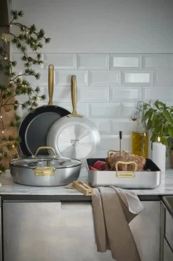 Cook & Baker Premium Stegepandesæt - 2 dele Ø 24/28 cm - Genanvendt aluminium - Sølvfarvet/guldfarvet