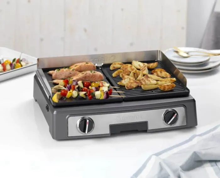 Cuisinart Plancha Elite Bordgrill PL50E 2200 Watt - Kan stege og grille til hver sin side