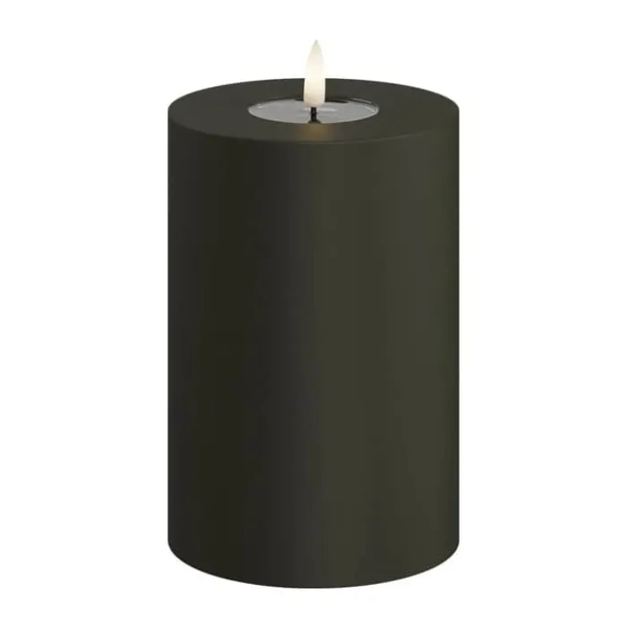 Deluxe Homeart Real Flame LED Udendørs Bloklys Ø 10 x H 15 cm - Plastik/resin - Mørk Grøn