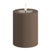 Deluxe Homeart Real Flame LED Udendørs Bloklys Ø 7,5 x H 10 cm - Plastik/resin - Karamel