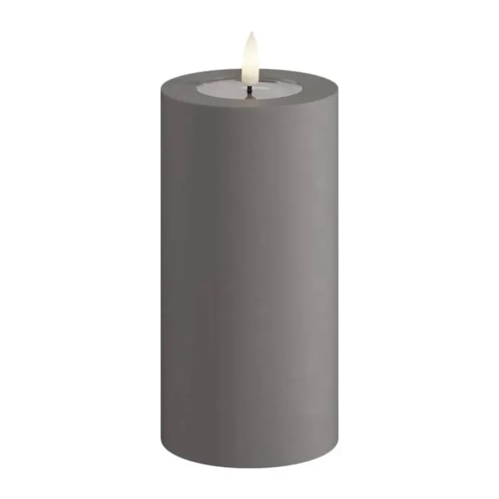 Deluxe Homeart Real Flame LED Udendørs Bloklys Ø 7,5 x H 15 cm - Plastik/resin - Grå