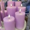 Deluxe Homeart Real Flame LED Bloklys Ø 7,5 x H 15 cm - Stearin/resin - Lavendel