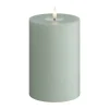 Deluxe Homeart Real Flame LED Bloklys Ø 10 x H 15 cm - Stearin/resin - Salvie green
