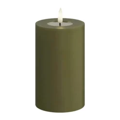 Deluxe Homeart Real Flame LED Bloklys Ø 7,5 x H 12,5 cm - Stearin/resin - Olivengrøn