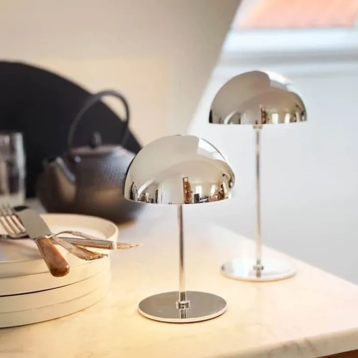 Dyberg Larsen Along LED-Bordlampe - 2 stk Ø 10 x H 12/20 cm - Metal - Krom
