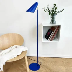 Dyberg Larsen Cale Gulvlampe H 135 cm - Metal - Mørkeblå
