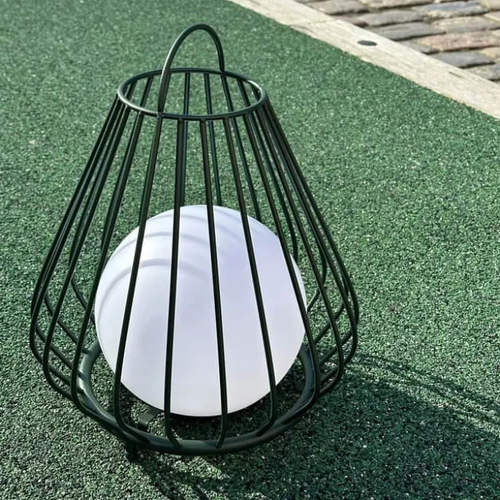 Dyberg Larsen Evesham Udendørs Lanterne Ø 30 x H 38 cm - Metal/polethylen - Grøn