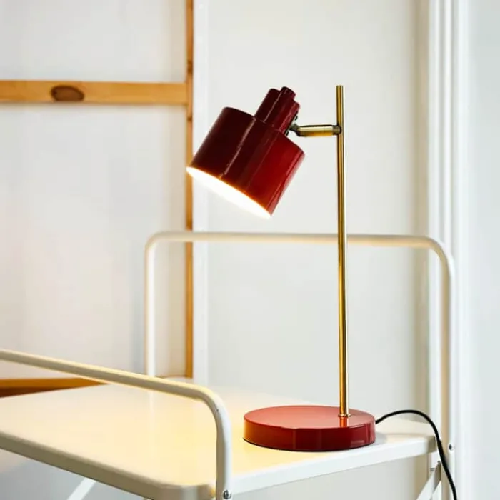 Dyberg Larsen Ocean Bordlampe H 43 cm - Metal - Mørkerød/messing