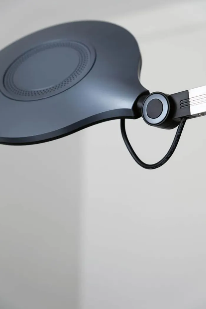 Dyberg Larsen Office Bordlampe H 53 cm - Integreret LED - Mat grå