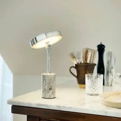 Dyberg Larsen Starlight Bordlampe Ø 14 x H 25 cm - Metal - Krom/grå marmor