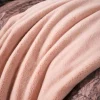 Essenza Furry Plaid B 150 x L 200 cm - 100% polyester fake fur - Rose
