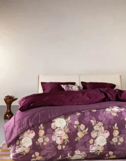 Essenza Orianna Pyntepude B 50 x L 50 cm - Bomuldssatin - Mauve wine