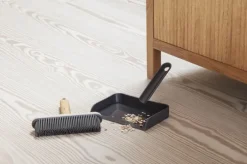 Eva Solo Kost og fejebakkesæt B 18,2 x L 8,7 cm - Kunststof/egetræ/silikone - Sort