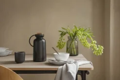 Eva Solo Silhouette Termokande 1 liter - Kunststof/Egetræ/Rustfrit stål - Sort