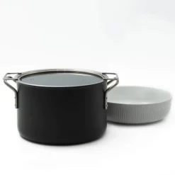 Eva Trio Glaslåg Ø 24 cm -90% genanvendt rustfrit stål- Børstet stål
