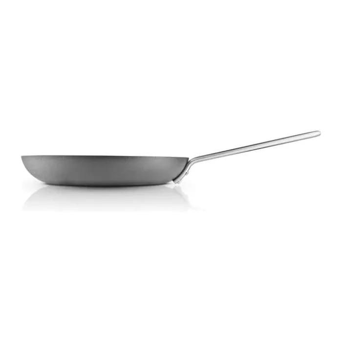 Eva Trio Grey Line Stegepande Ø 24 cm - Rustfrit stål - Slip-Let® belægning