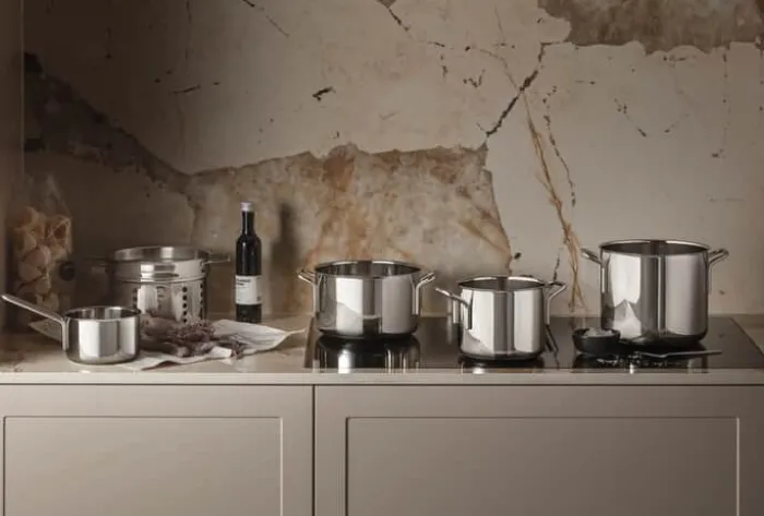 Eva Trio Grydesæt- 5 dele 1,1/2,2/3,6/4,8 liter & pastaindsats - Genanvendt rustfrit stål/aluminium