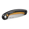Fiskars Plus Foldesav SW69 L 21 cm - Stål - Sort/Orange