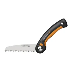 Fiskars Plus Foldesav SW68 L 15 cm - Stål - Sort/Orange