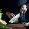 Fiskars Taiten Kokkekniv L 20 cm - Titanium/plastik - Sort