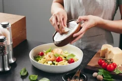 Gefu Parmezo Parmesan Rivejern L 15 cm - Akacietræ/rustfrit stål - Natur