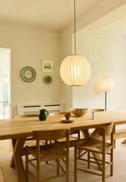 Halo Design Bolloon Gulvlampe H 150 cm - Metal/stof - Creme
