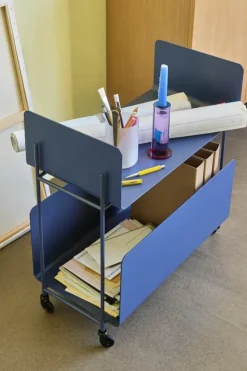 Hübsch Ays Rullebord H 66 x B 32 x L 63 cm - Jern - Mørkeblå