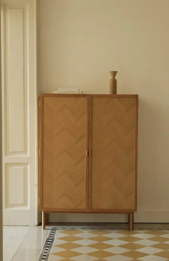 Hübsch Herringbone Klædeskab H 140 x B 43 x L 100 cm - MDF/egetræ - Natur