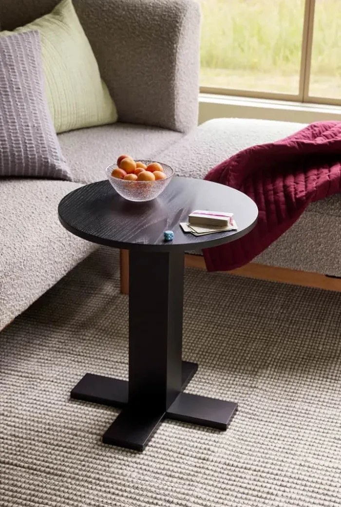 Hübsch Koohi Sidebord Ø 45 x H 50 cm - Egetræsfiner/MDF - Sort