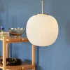 Hübsch Serene Pendel Ø 32 x H 47 cm - Glas/jern - Hvid/messingfarvet